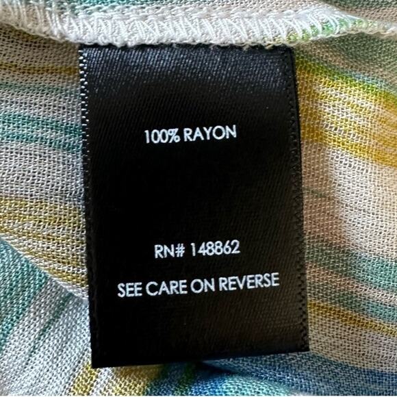 🍁 NWT Torrid 5X Sophie Crinkle Gauze Swing
Cami Blue Multicolor 12870271 - Picture 9 of 12